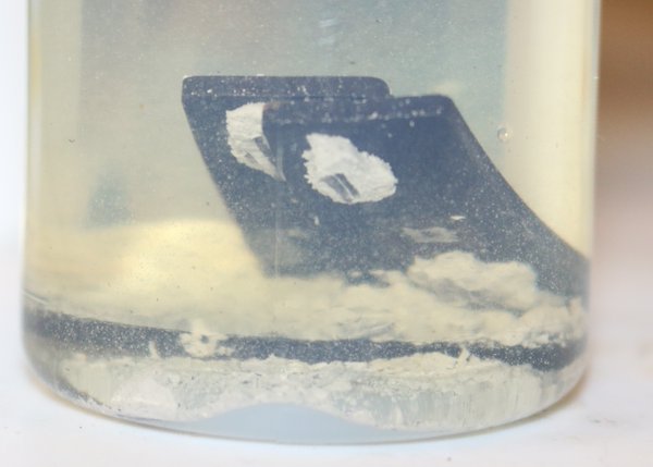 hno3_dissolving.jpg hno3_dissolving.jpg
