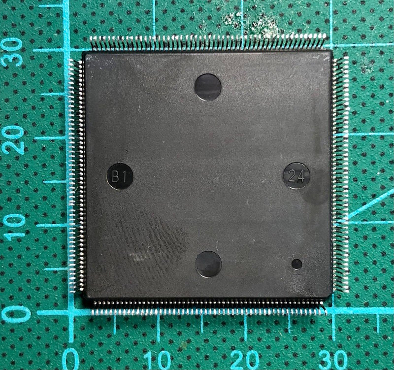 pack_btm.jpg pack_btm.jpg