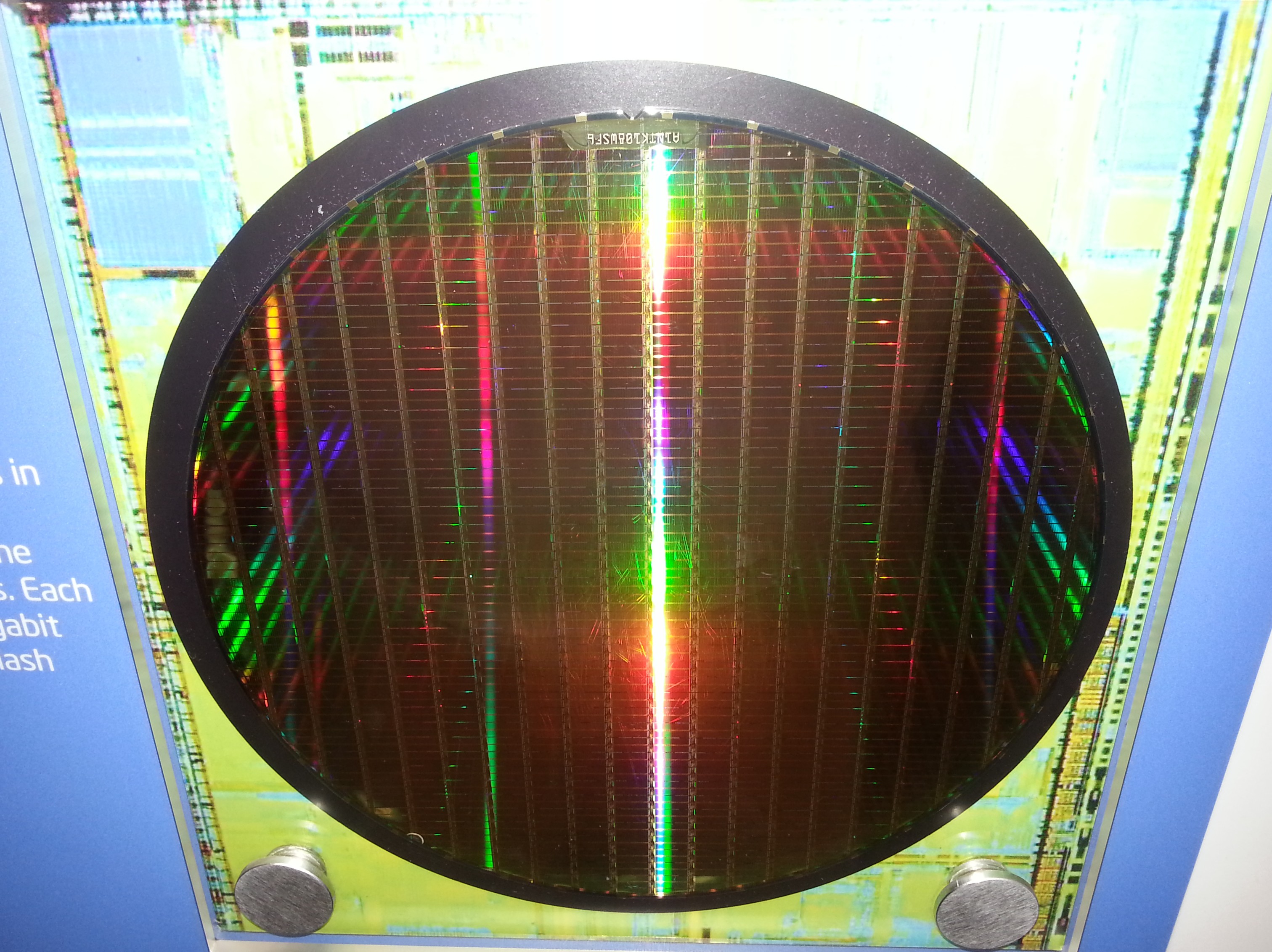 ixp_1200_wafer.jpg ixp_1200_wafer.jpg