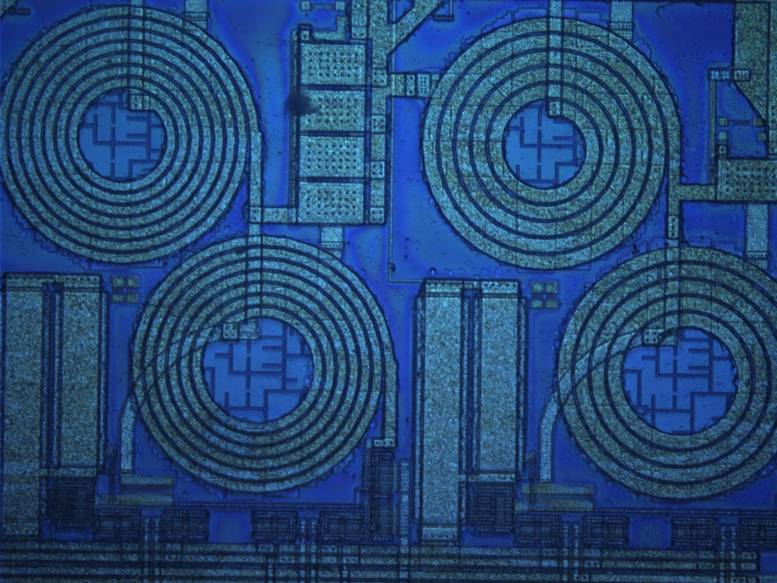 max2323e-20x-05.jpg max2323e-20x-05.jpg