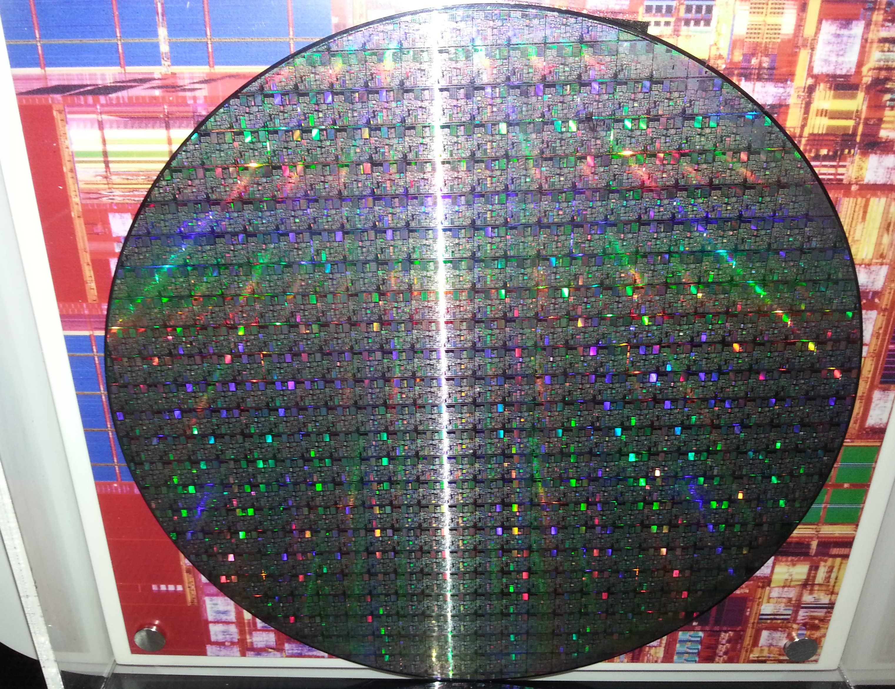 p4_wafer.jpg p4_wafer.jpg