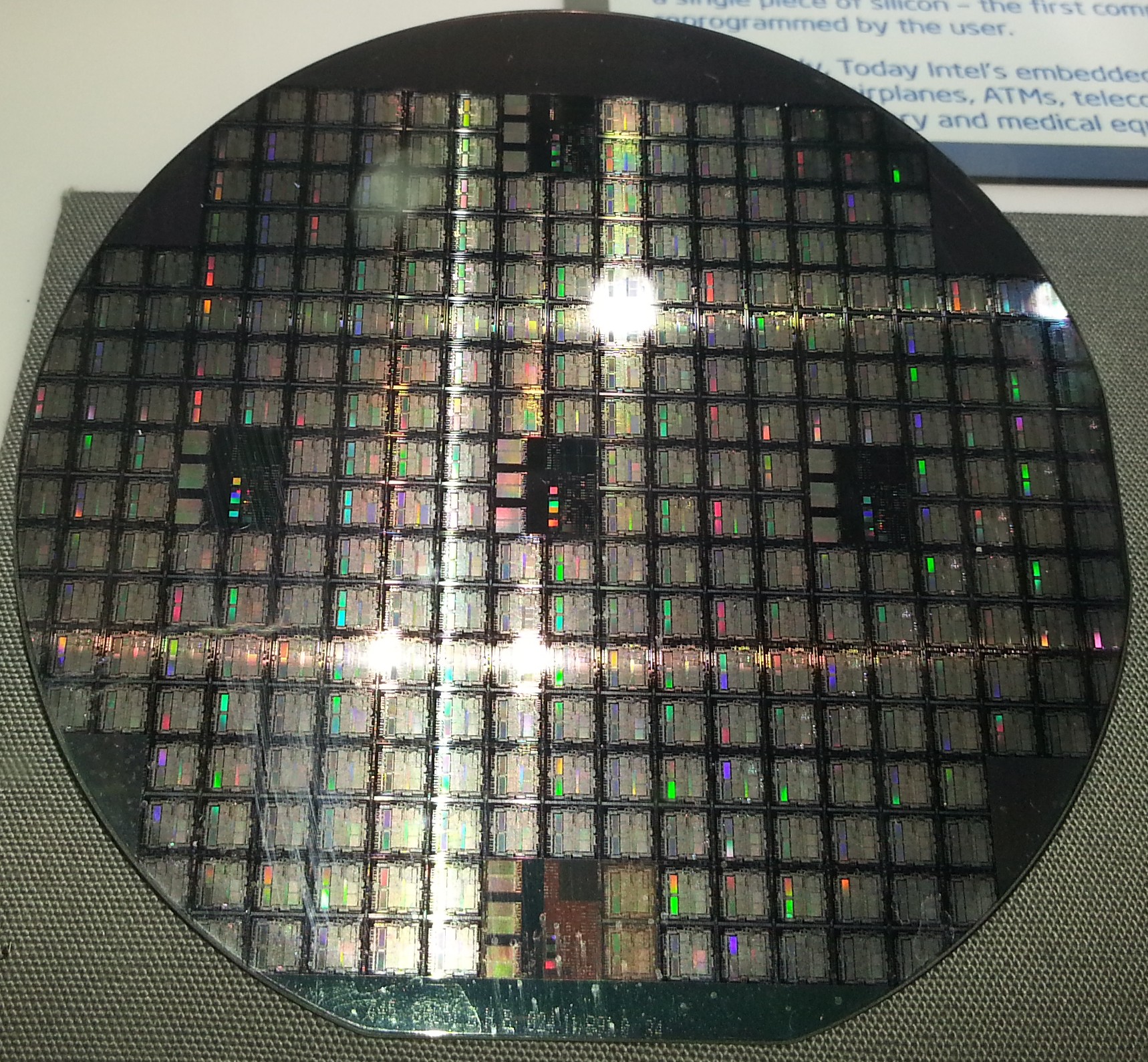 chmos_wafer.jpg chmos_wafer.jpg