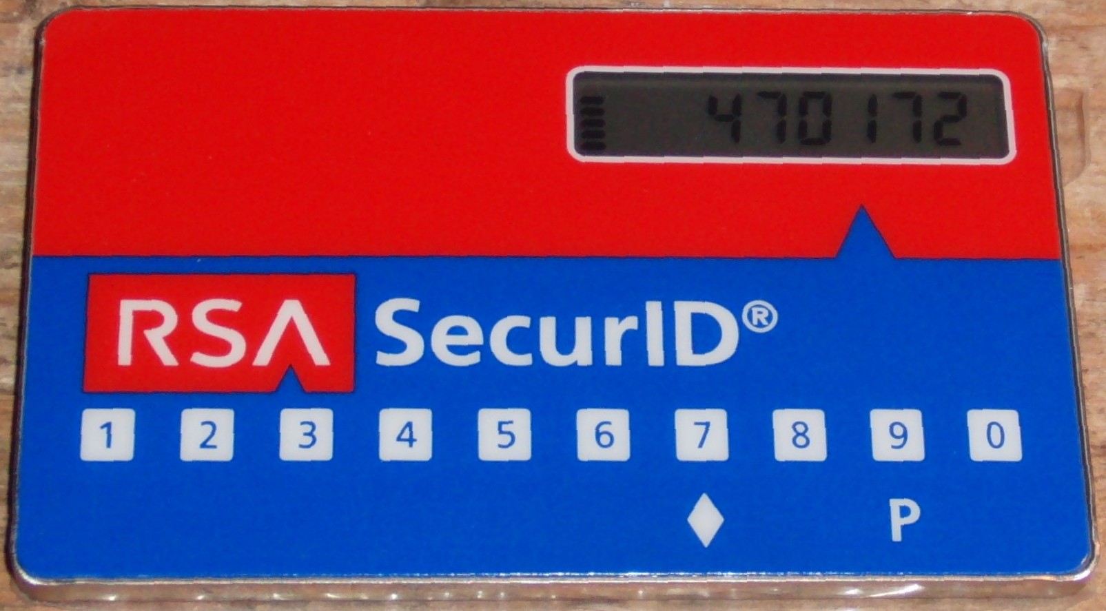 rsa:securid:sid520:package_top.jpg